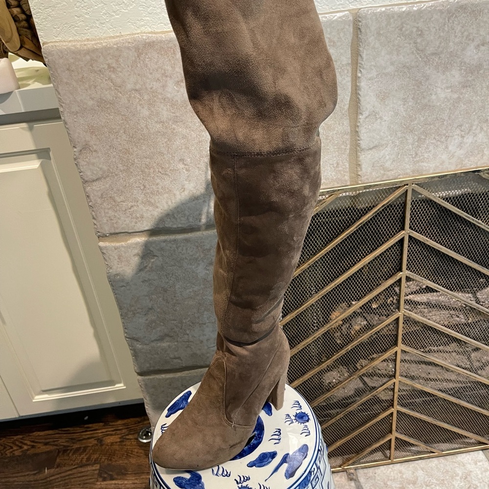 Forever 21 Brown Heeled Boots